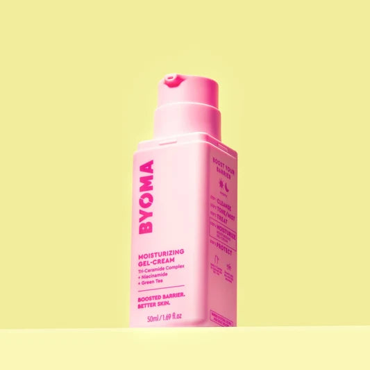BYOMA Moisturizing Gel-Cream dans un flacon rose.